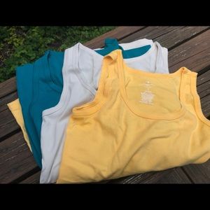 3 basic tanks - like new - 1 great price!